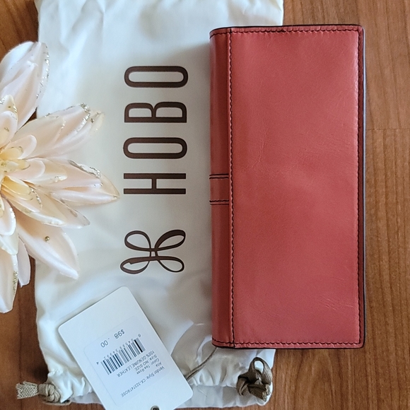 HOBO Tea Rose Alta Leather Wallet - Picture 8 of 14